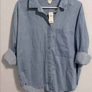 NWT! aerie button up shirt!